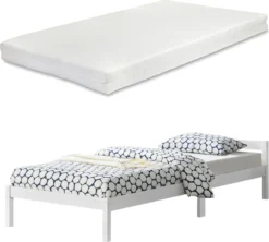 Holzbett Nakkila Mit Matratze 120x200 Cm Einzelbett Mit Kaltschaummatratze Standard 100 Jugendbett Gästebett Kiefernholz Matt Weiß